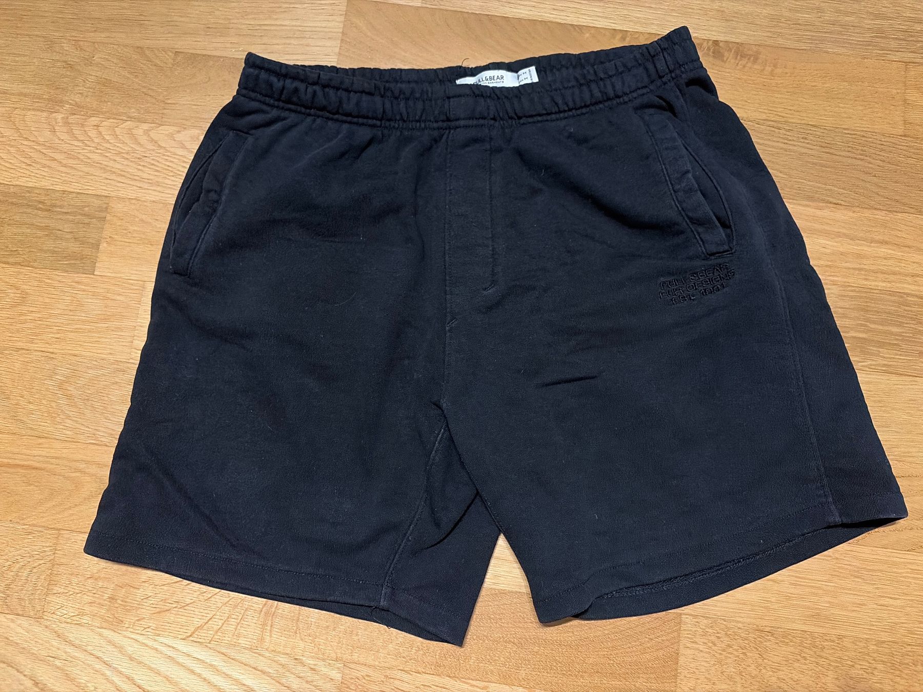 Pull&Bear Pantaloni: Shorts Pull&Bear Gr.M – Usato da Bern venduto da chrimi05