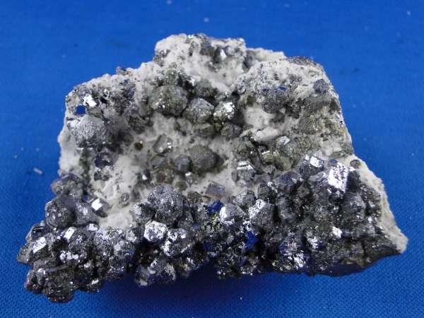 Mineralien & Heilsteine: Galena mit Quartz auf Mangano-Calcit – Gebraucht aus Schinznach Bad von Demerald 2