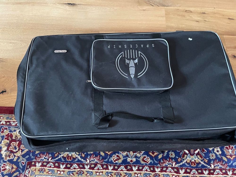 Harley Benton spaceship 80 pedal board Kaufen auf Ricardo