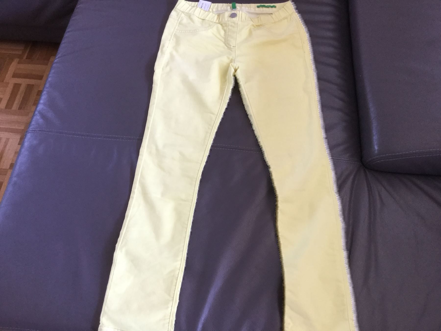 Benetton Pantaloni: Sommerhose Grösse 160 – Usato da Horw venduto da Benny017
