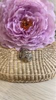 Elegante Blumen Brosche