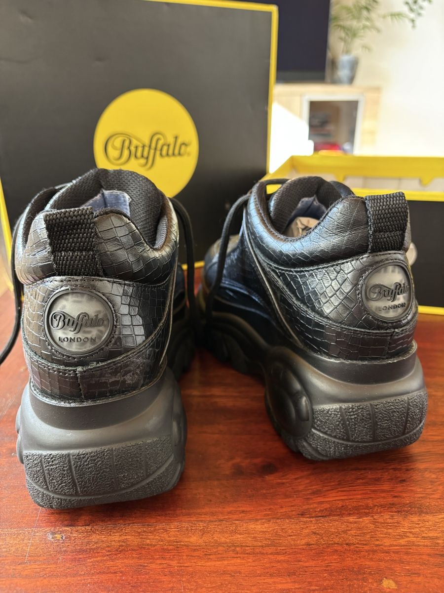 Buffalo Scarpe da donna: Buffalo London 35 – Nuovo (secondo la descrizione) da  venduto da  2