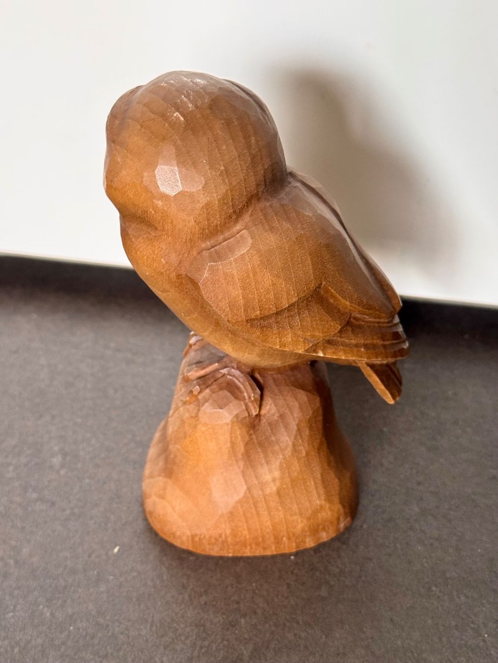 Figurines: Wunderschöne Holz Eule Brienzer Schnitzerei – D'occasion à Rothrist par Fondgruebe 3