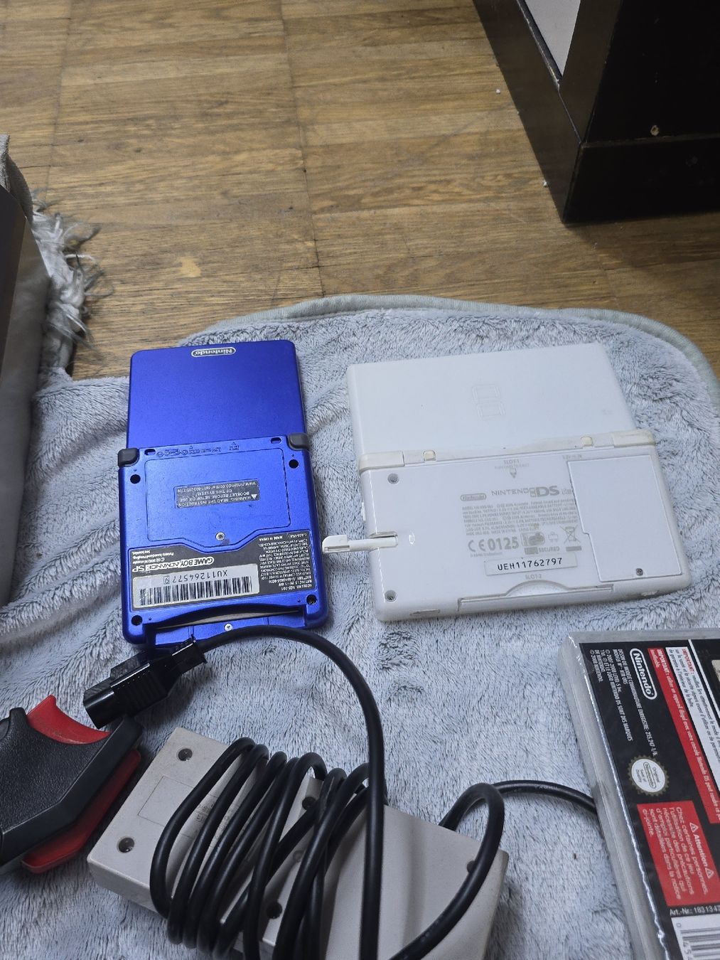 Nintendo Console: lot nintendo très bon état  – Usato da Carouge GE venduto da Mon_petit_grenier_27 5