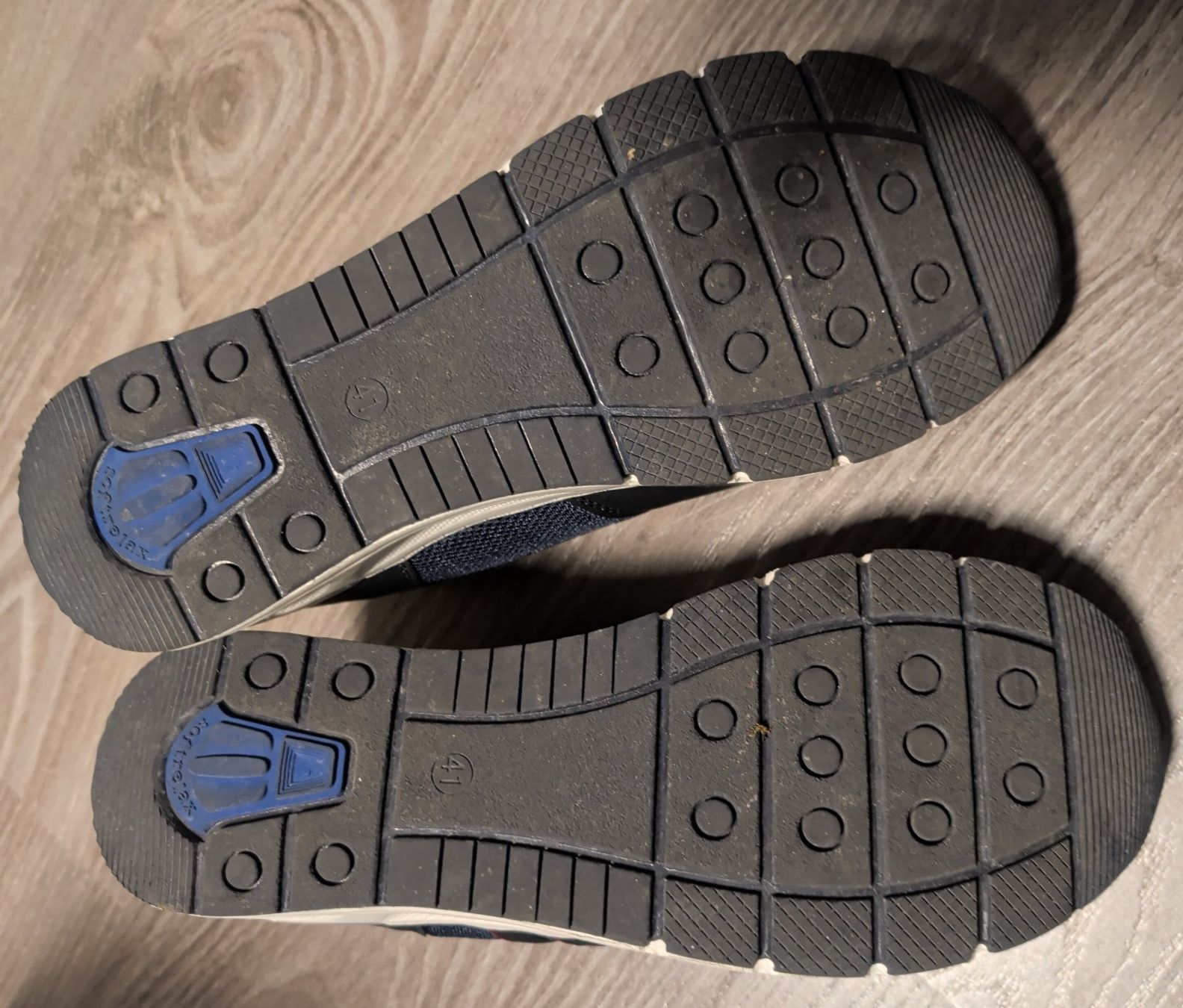 Tom Tailor Scarpe da donna: Tom Tailor Damen-Sneaker dunkelblau, Memory Effect, Gr. 41 – Nuovo (secondo la descrizione) da Turbenthal venduto da SGComputers-GmbH 2