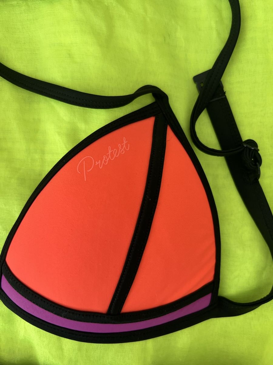 Protest Costumi da bagno & Bikini: 💖Badeanzug Protest  Gr.L (40) – Usato da Schaan venduto da nan_2pg2 2