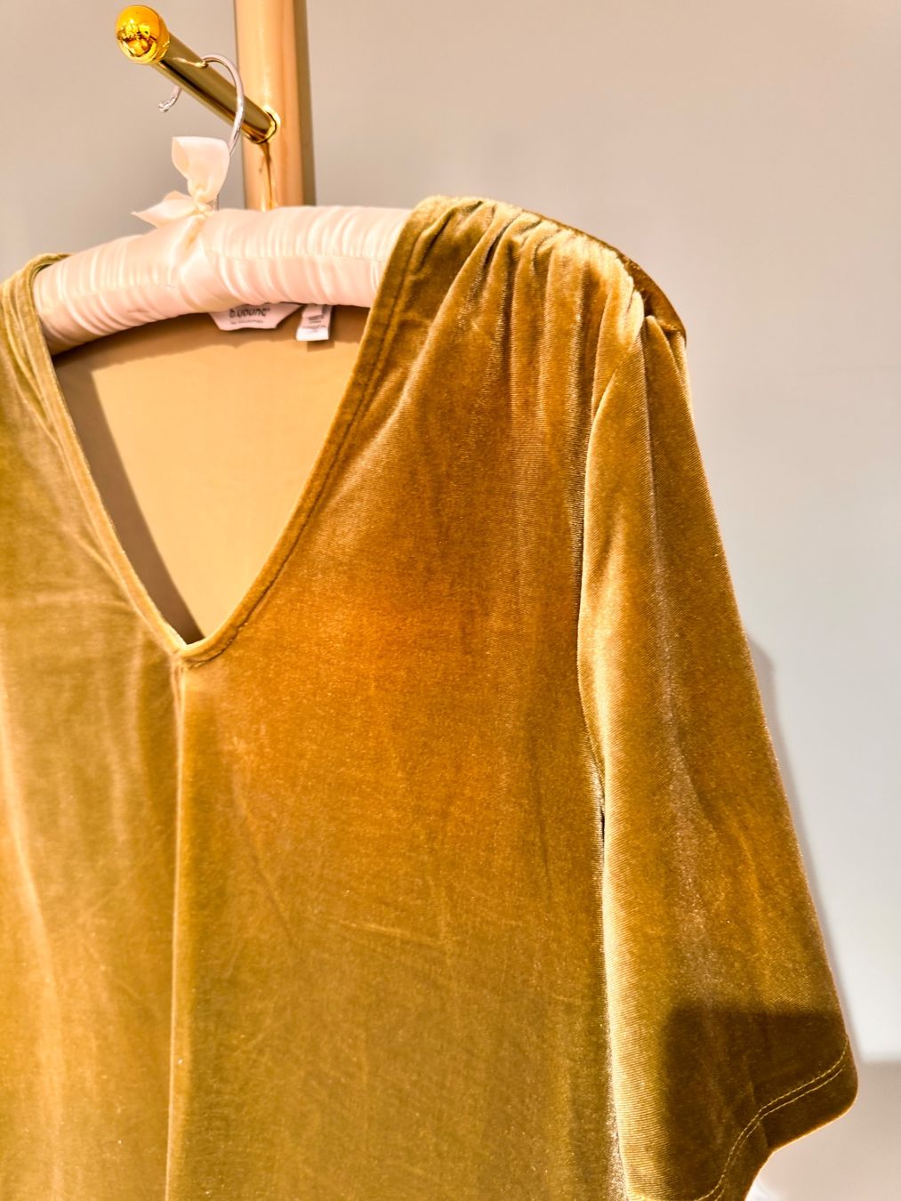 Camicette: Samtbluse – Usato da Zürich venduto da gregart 1