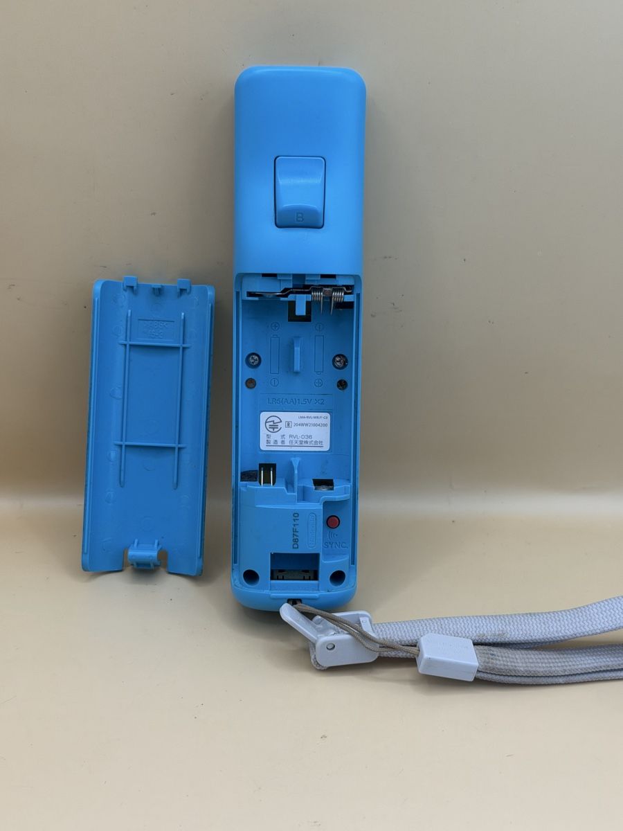 Nintendo Controller: Manette Nintendo Wii Bleue – Usato da Genève venduto da sho_67qj 2