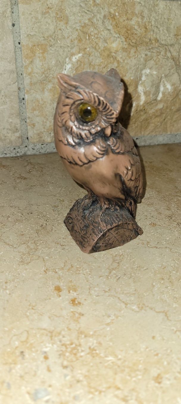 Tutte le decorazioni: Deko Uhu Höhe ca 12.4 cm – Usato da Hondrich venduto da Ebro01