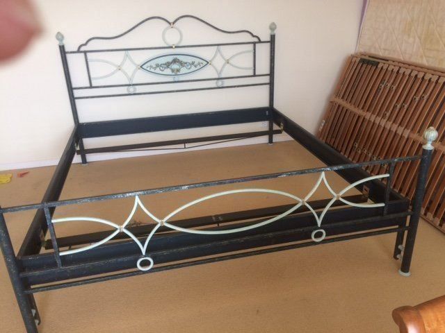Betten: Bett m. 2 L.Rost 180 x 200 cm – Gebraucht aus Weggis von Prinz49 3