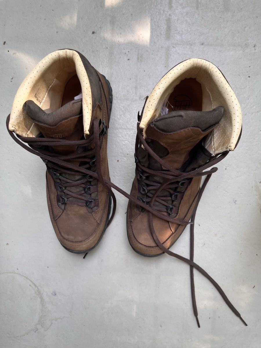 Herrenschuhe: Wanderschuhe braun Grösse 43 Neuwertig – Gebraucht aus Zürich von casadini 2