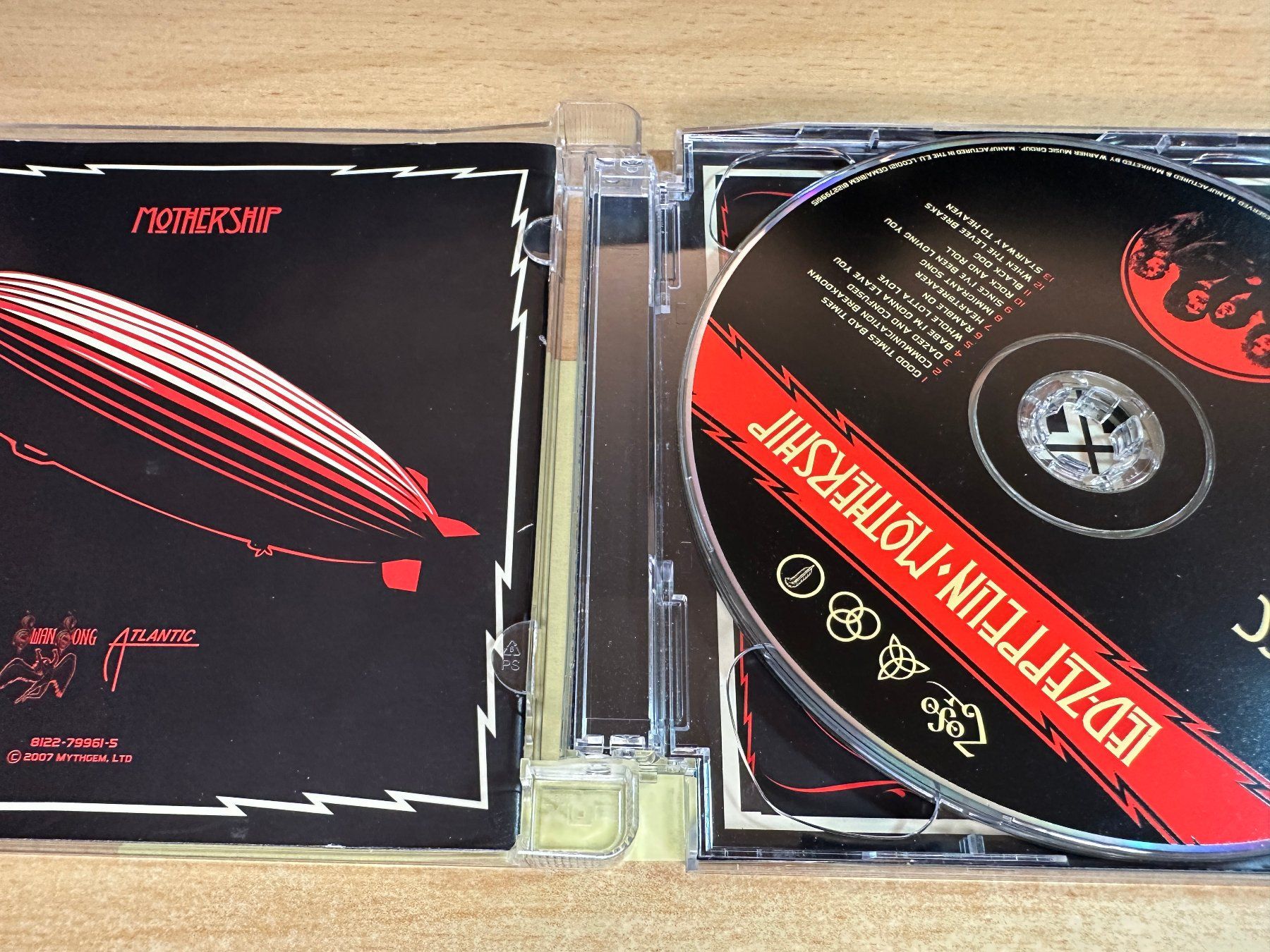CD: J0 Led Zeppelin – Mothership – Usato da Rikon im Tösstal venduto da Alpenmutz 2