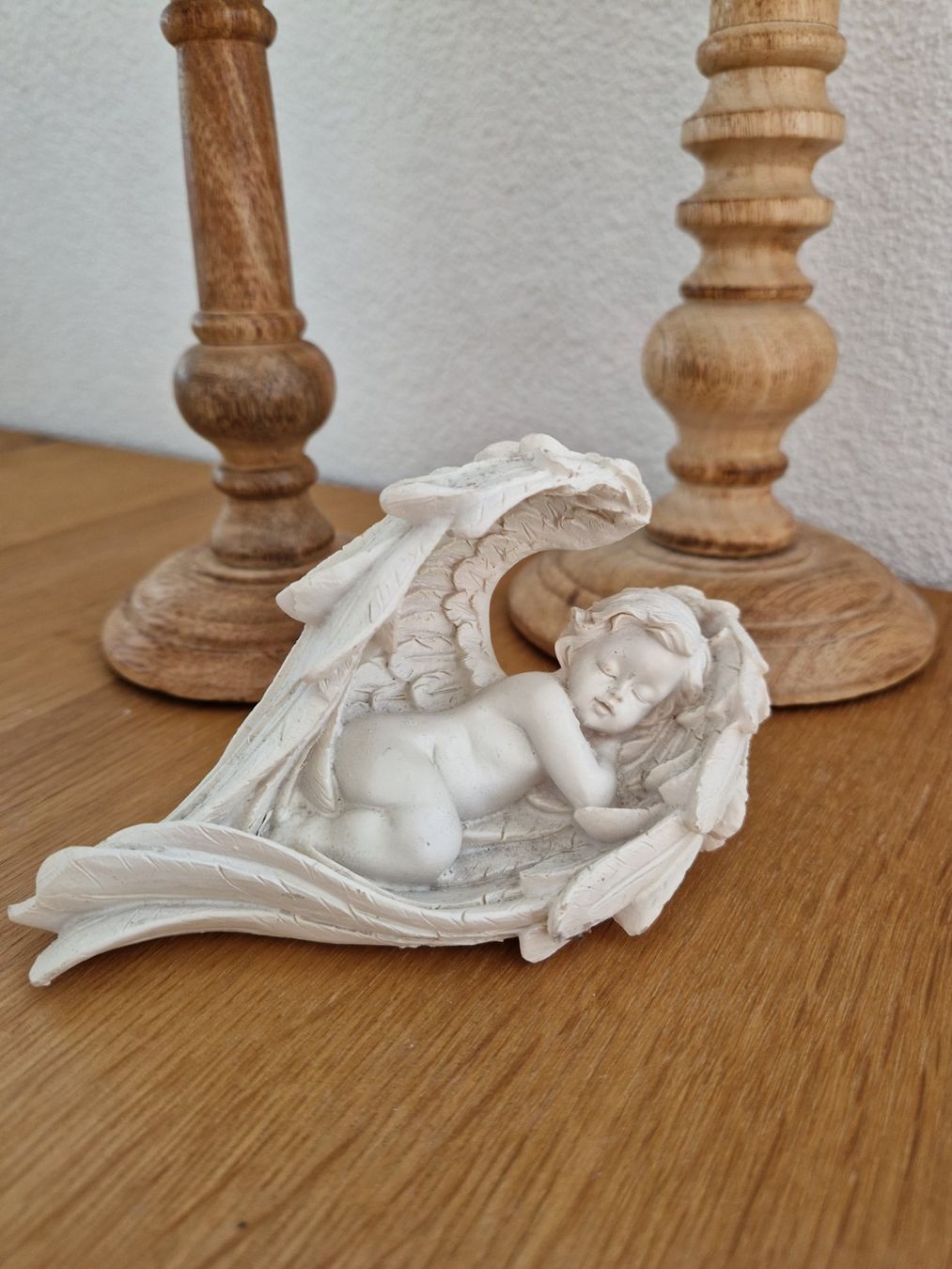 Statuette: Engel schlafend,grosse Engelsflügel – Usato da Siblingen venduto da Vany_McDougall 1