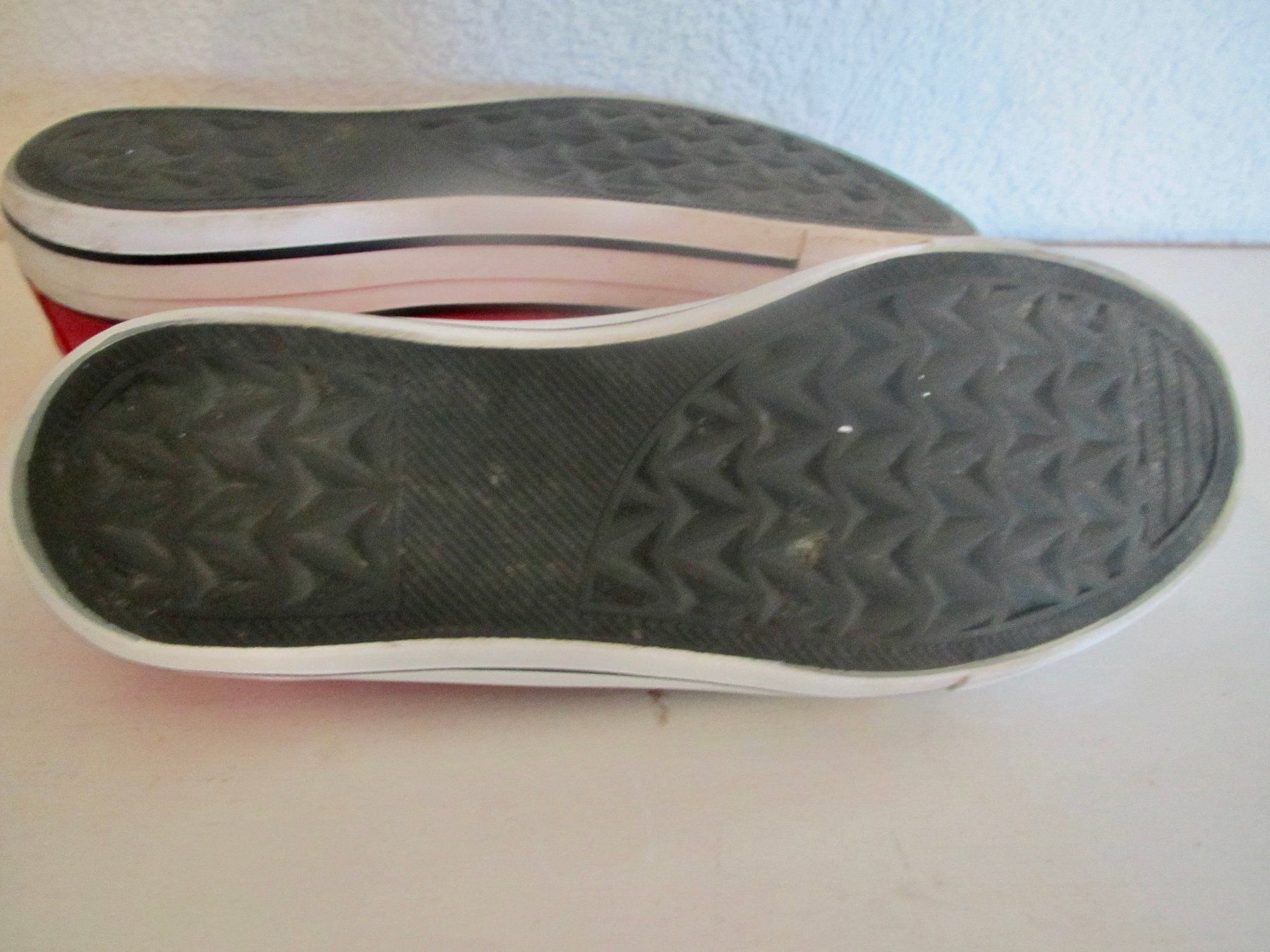 Scarpe da uomo: BASKET  SINSAY 39 – Usato da Murten venduto da Selliot 3