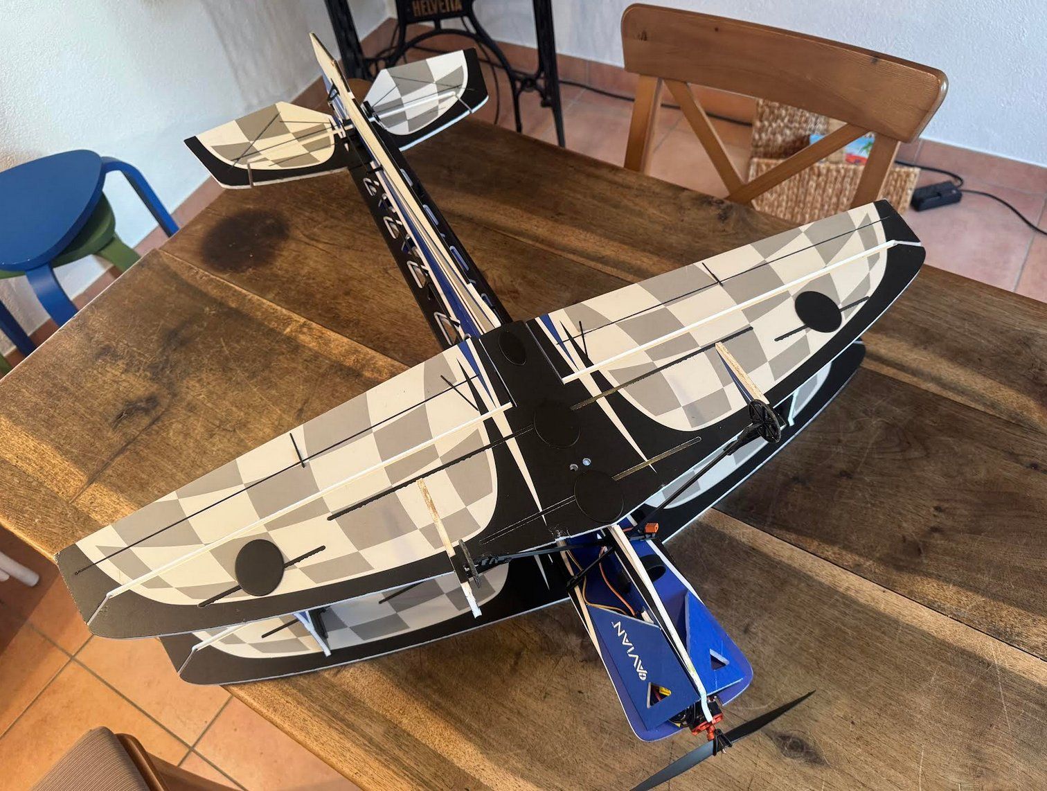 E-Flite Modellismo RC: AVION 4-Site 3D FLAT 800mm EP BNF Basic with AS3X+ and SAFE – Usato da Lausanne venduto da Techobby 3