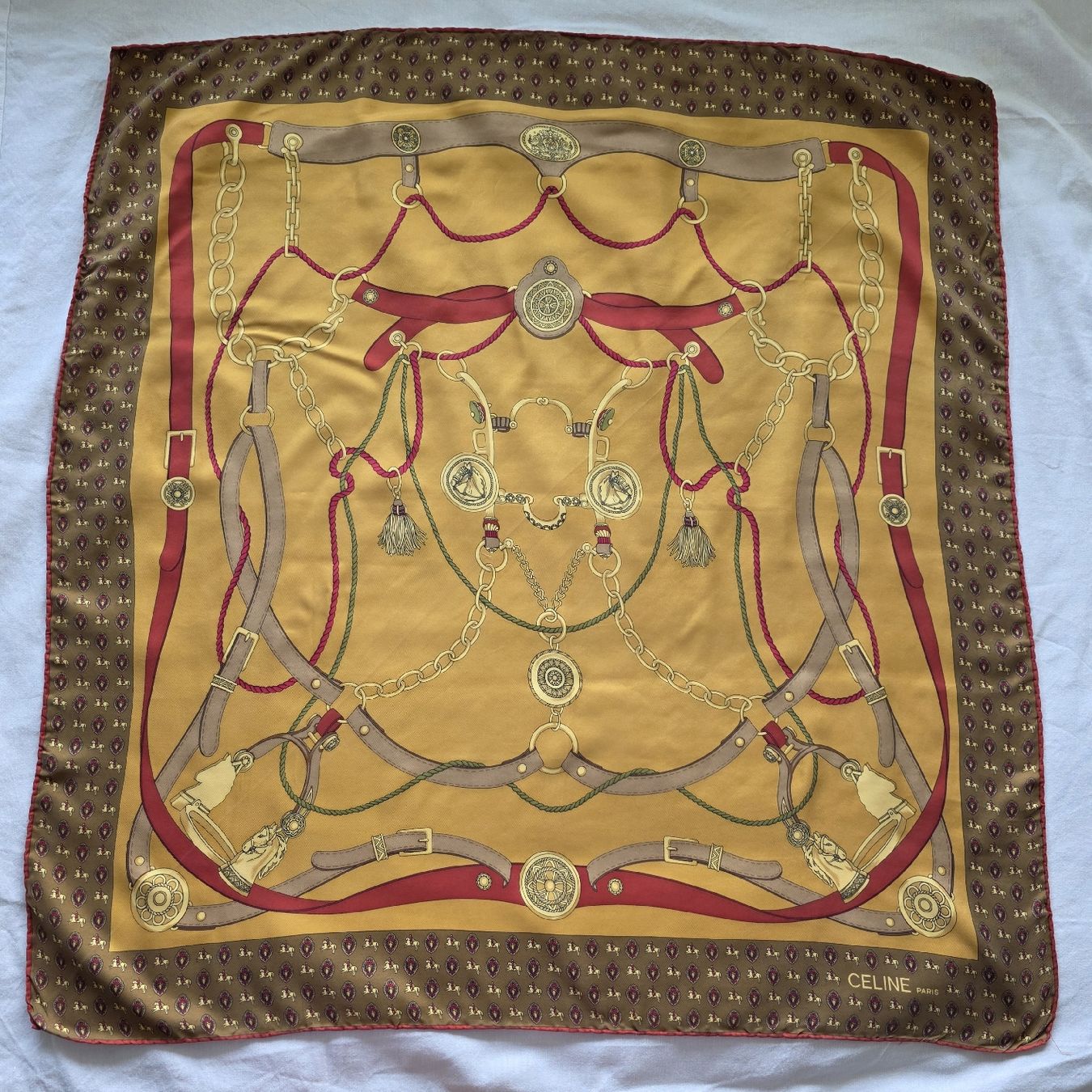 Celine Foulard & Sciarpe: Celine Vintage Schal 85×85 cm – Usato da Zürich venduto da LIMAR 3