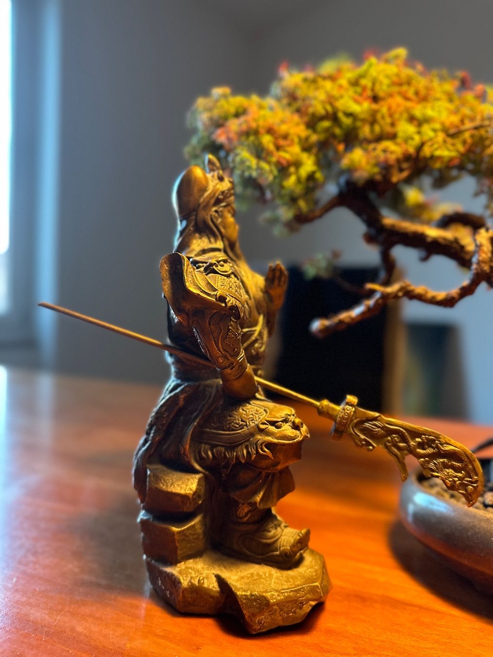 Statuette: Antique Style Guan Yu Bronze Warrior Statue – Feng Shui Prot – Usato da Zürich venduto da Curated.Chapters 2