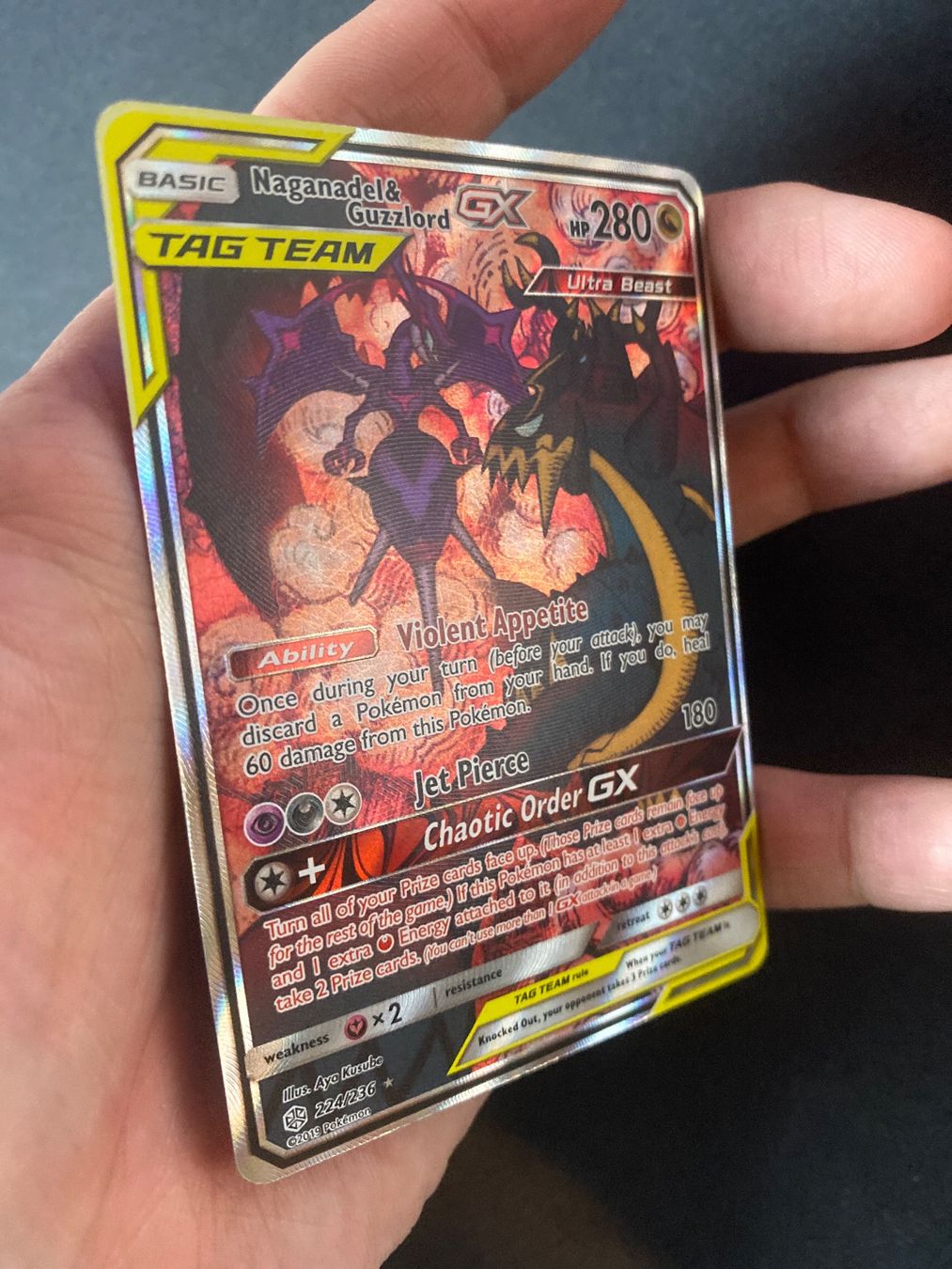 Pokémon Carte collezionabili: Naganadel & Guzzlord GX 224 SIR - Cosmic Eclipse - EN – Usato da Hausen AG venduto da Shrade 1