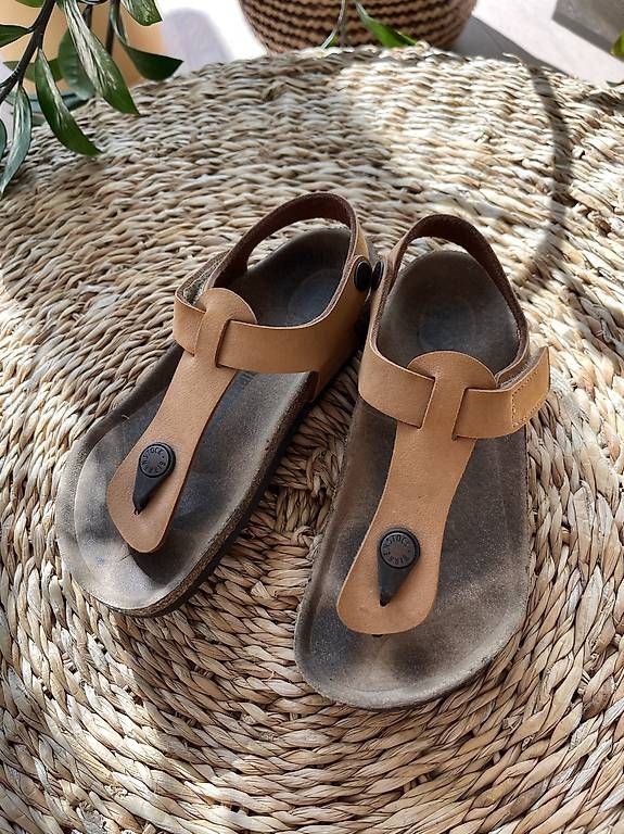 Scarpe per ragazzi: Birkenstock Sandalen 31 – Usato da Halten venduto da raaah03