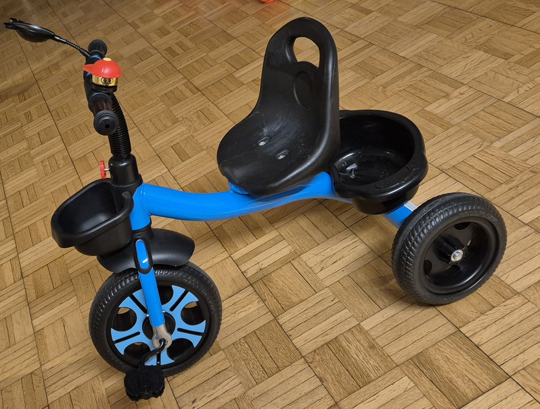 Veicoli per bambini: Dreirad Velo blau Neu, noch orginal verpackt – Nuovo e nell'imballaggio originale da Emmenbrücke venduto da Jenni36