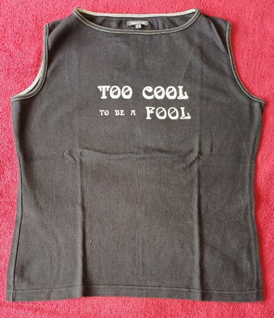 Street One Top Gr. 44 "Too cool" schwarz ärmellos