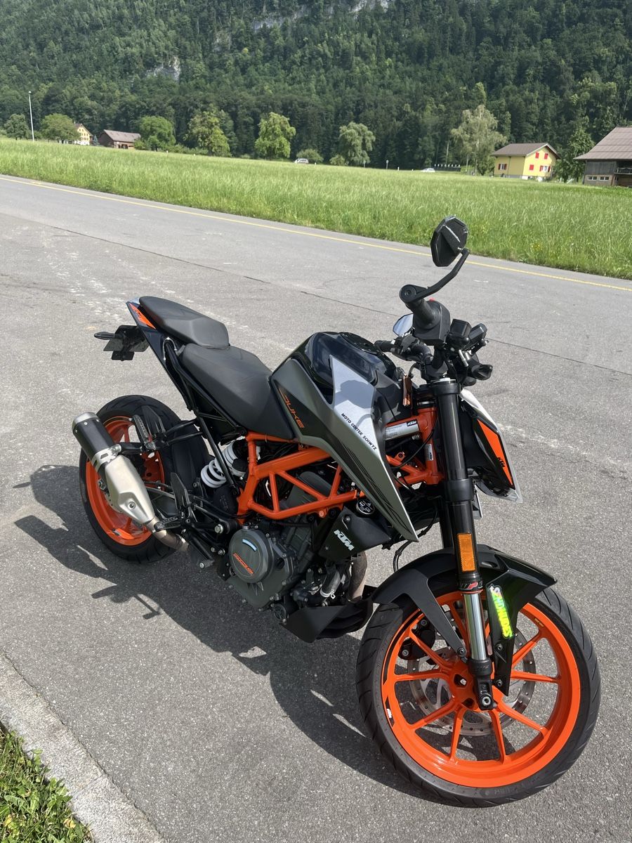 KTM Strada: KTM DUKE 390 Frisch ab MFK – Usato da Ibach venduto da noe_xr65 3