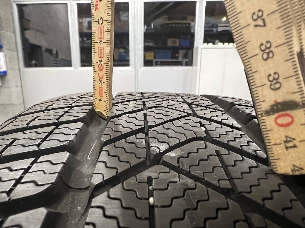 Pneus & Kompletträder: Gomme e cerchi  – Gebraucht aus Pollegio von kev_5qq2 3