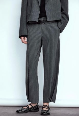 Zara Stylische Nadelstreifenhose
