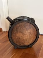 alte Fass-Flasche aus Holz
