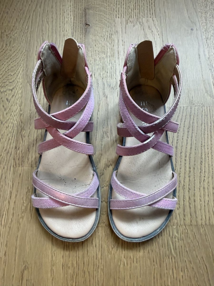 Schuhe für Mädchen: Esprit Sandal Gr.27 – Gebraucht aus Zürich von audrey_dri