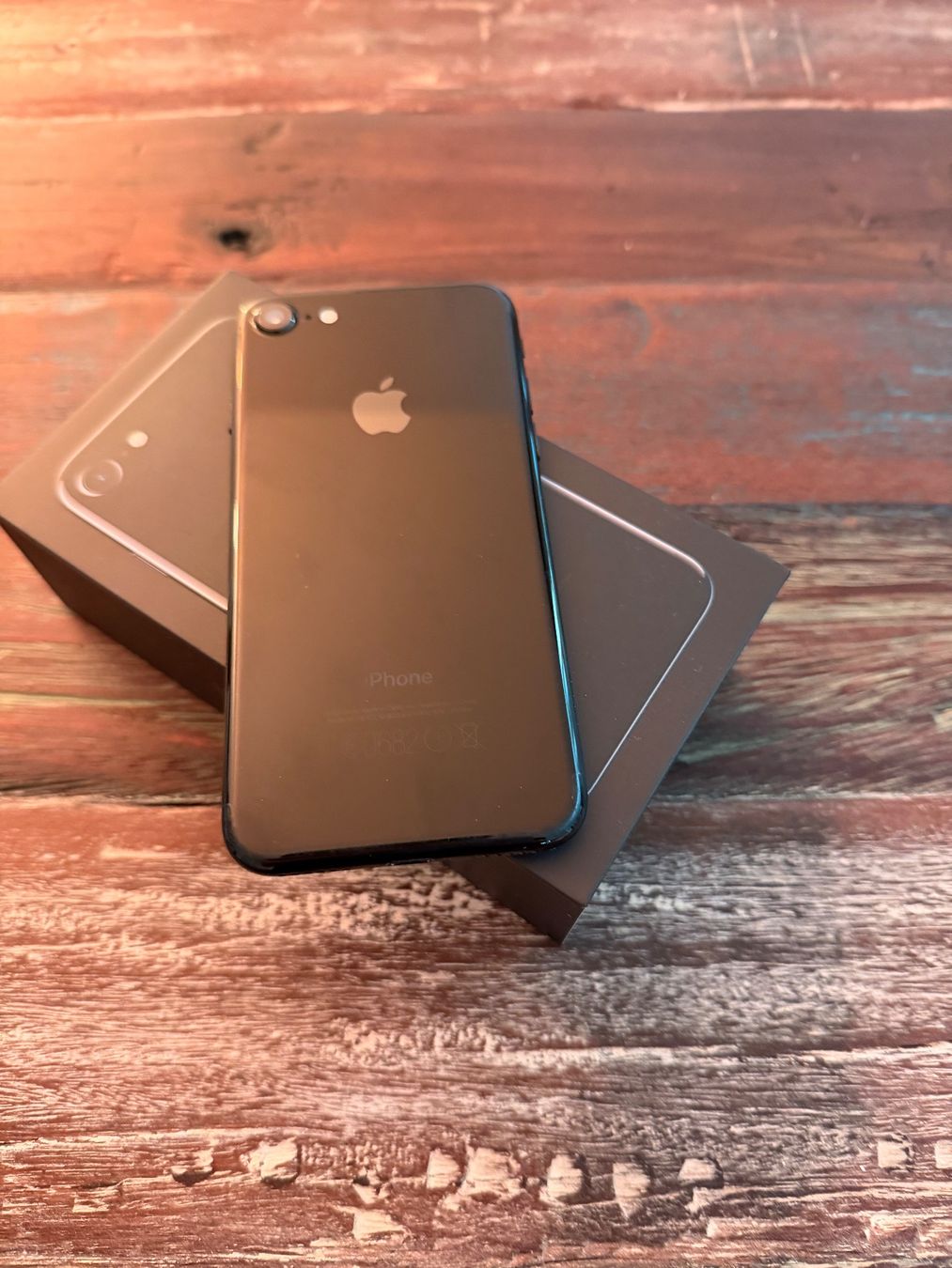 Apple Telefoni cellulari / Smartphones: Smartphone Apple iPhone 7 schwarz mit Originalverpackung – Usato da Bülach venduto da Joker526 1