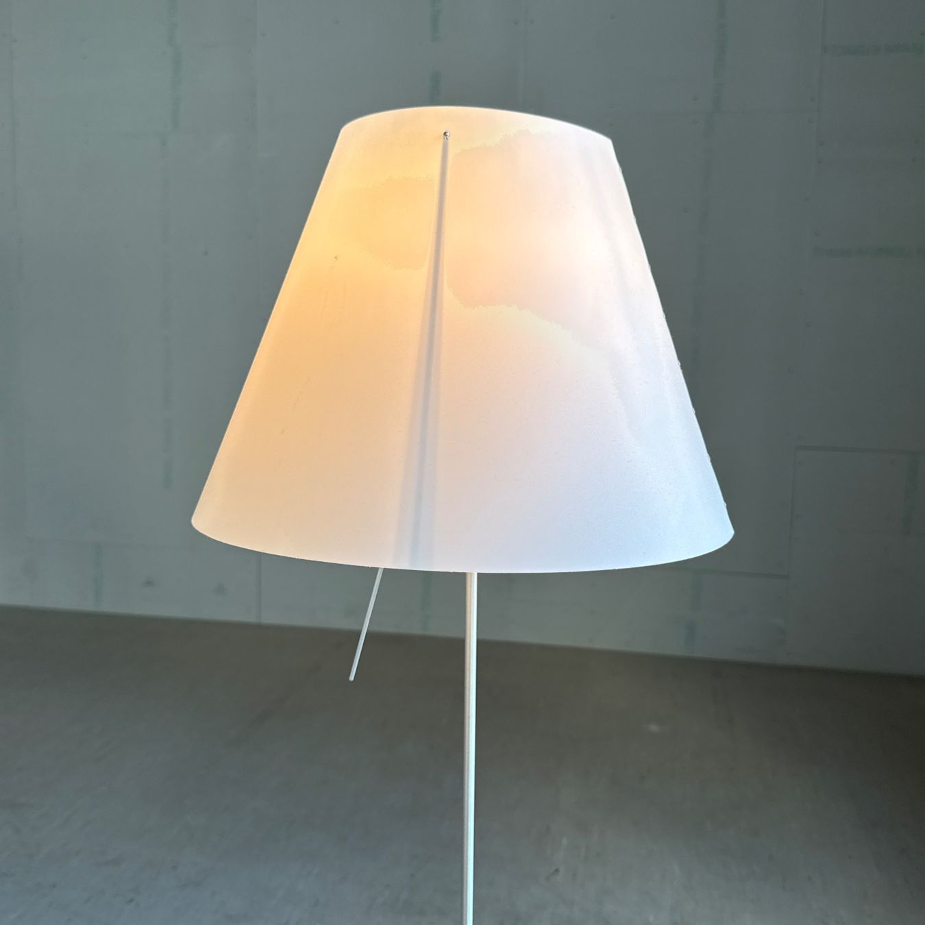 Luceplan Lampes: Constanza Ständerlampe von Luceplan – D'occasion à Bern par Modern-Era 2