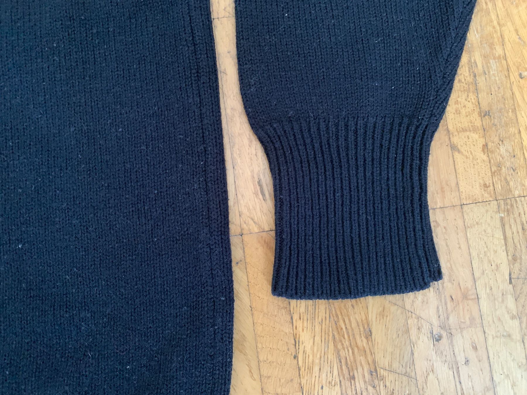 Maglioni & Felpe: Vintage Sweater mit Herzen und Kleeblättern – Usato da Zürich venduto da Les_Zurichois 3