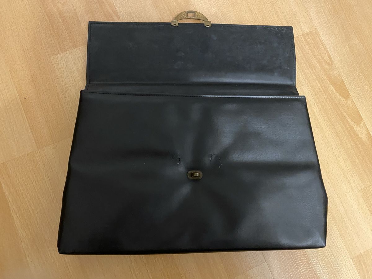 Borse da donna: Vintage Handtasche aus Leder, Schwarz – Usato da Buchrain venduto da Sisi83 4