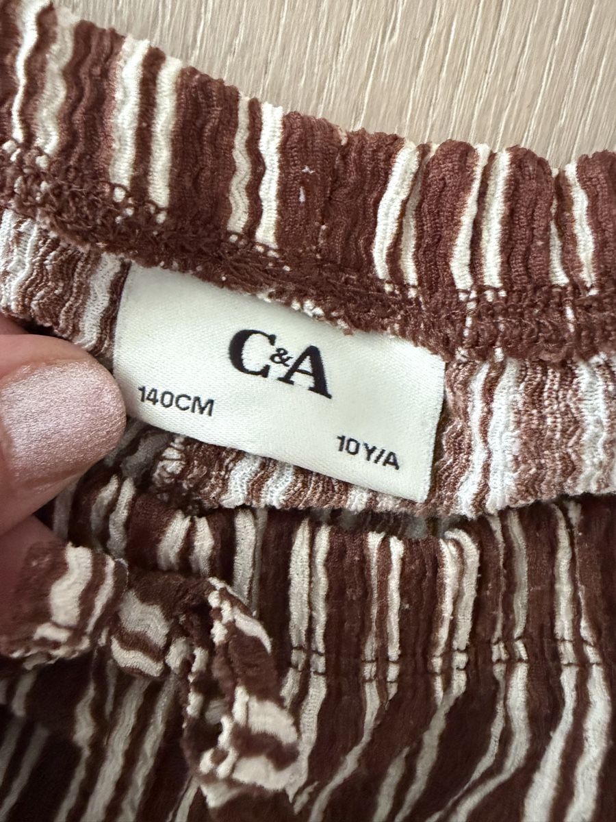 C&A Hosen: C&A luftige Sommerhose 140 cm – Neu (gemäss Beschreibung) aus Wallisellen von Nataschab0 1