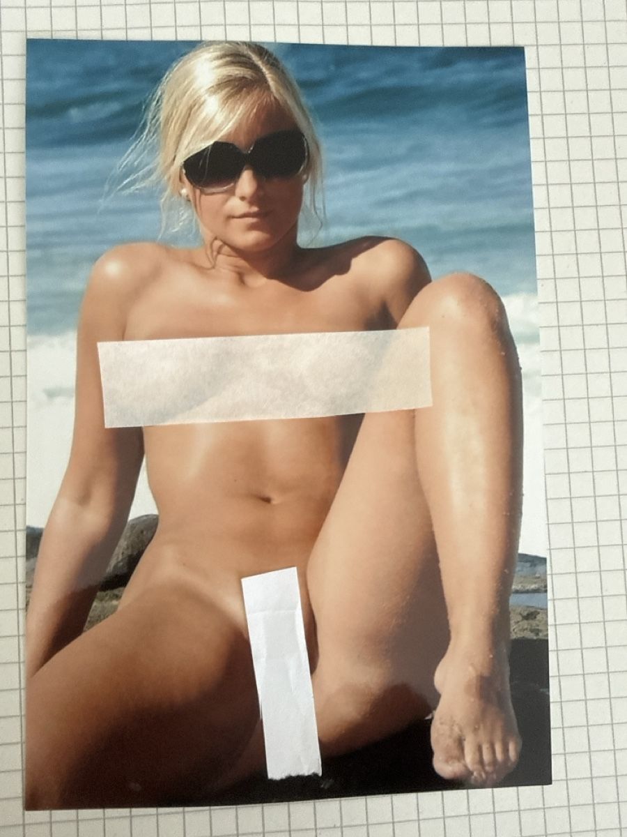 Poster & Bilder: Sehr erotisches Foto  – Neu (gemäss Beschreibung) aus Neukirch (Egnach) von Maxi2009