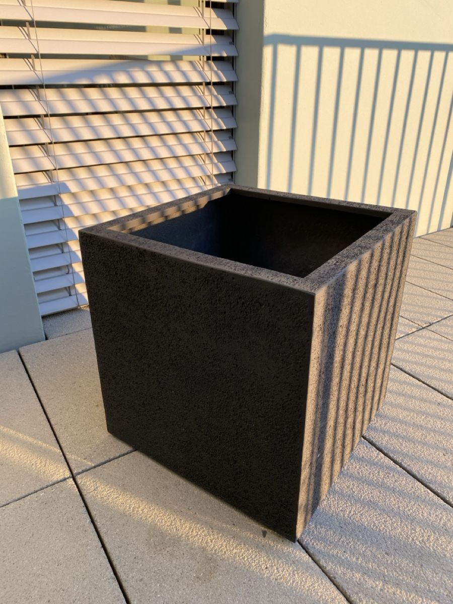 Pentole: Grosser Meralltopf 50x50cm – Nuovo e nell'imballaggio originale da Oberglatt ZH venduto da Lavii