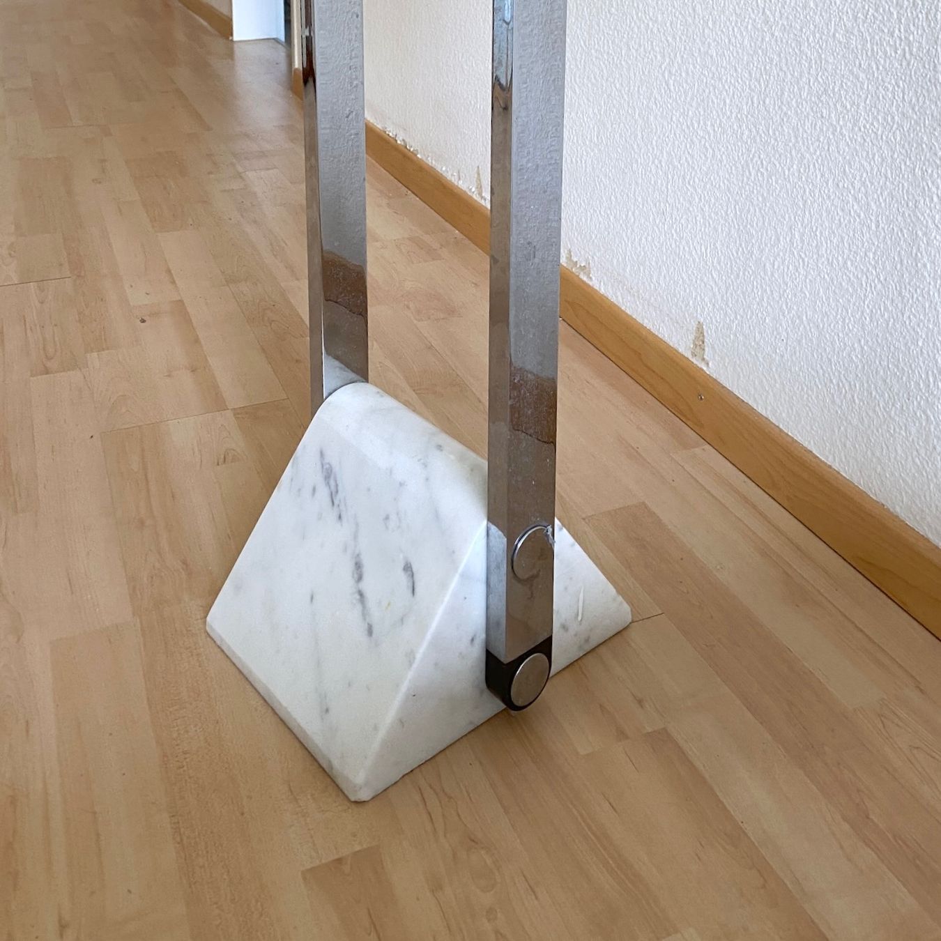 Garderobe: 🟢   Garderobe - Space Age Stil 1970 – Gebraucht aus Zürich von trashtussi 4
