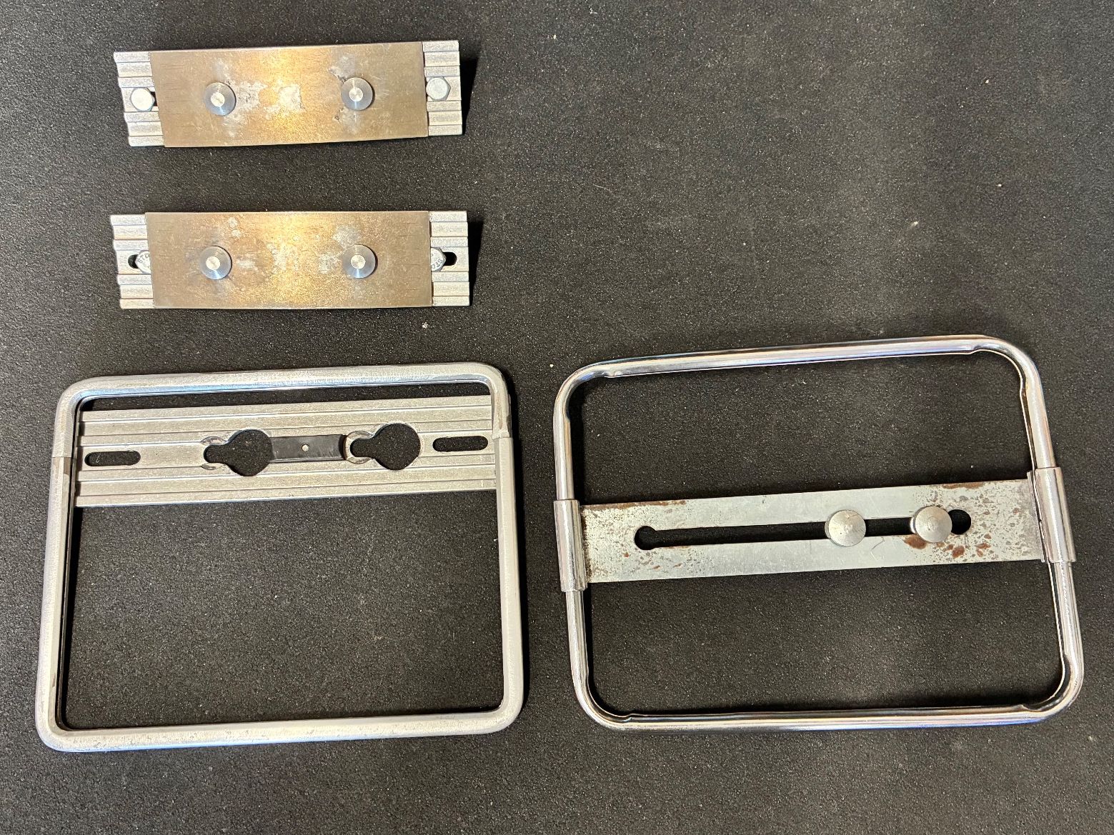 Supporti a parete: Nummerrahmen, Wechselhalter, Motorrad – Usato da Horw venduto da adler65