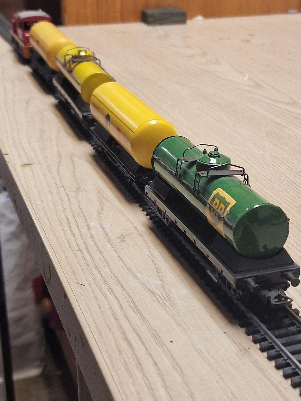 Lima Modellini di ferrovie: Modelleisenbahn lima Lokomotive mit Waggons  – Usato da Herzogenbuchsee venduto da ioa_zcm6 6