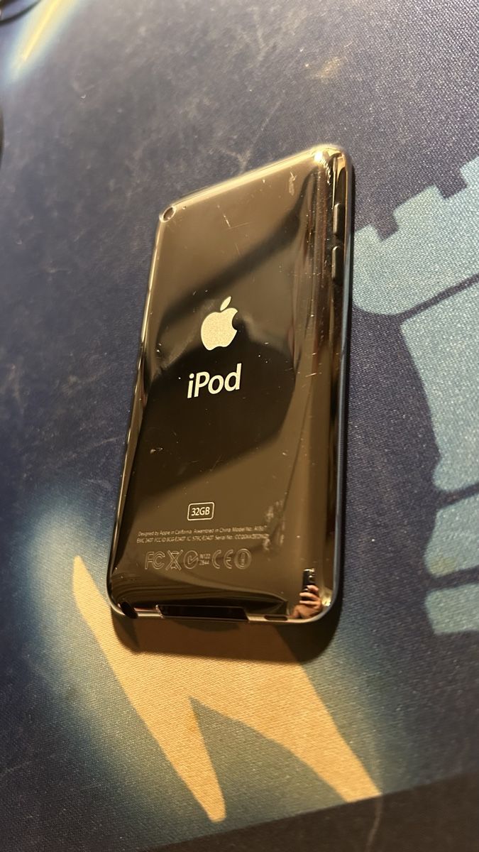 Apple Lettore multimediale portatile: Apple iPod Touch 4. Gen 32GB Weiss – Usato da Bülach venduto da wil_z8tf 3