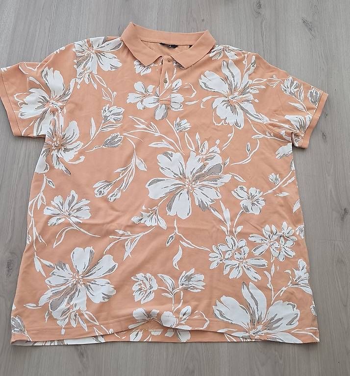 T-shirt: 2 TShirts von C&A  Gr. XXL – Usato da Appenzell venduto da San-cu