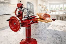 Berkel 9H Rotterdam restauriert + Sockel