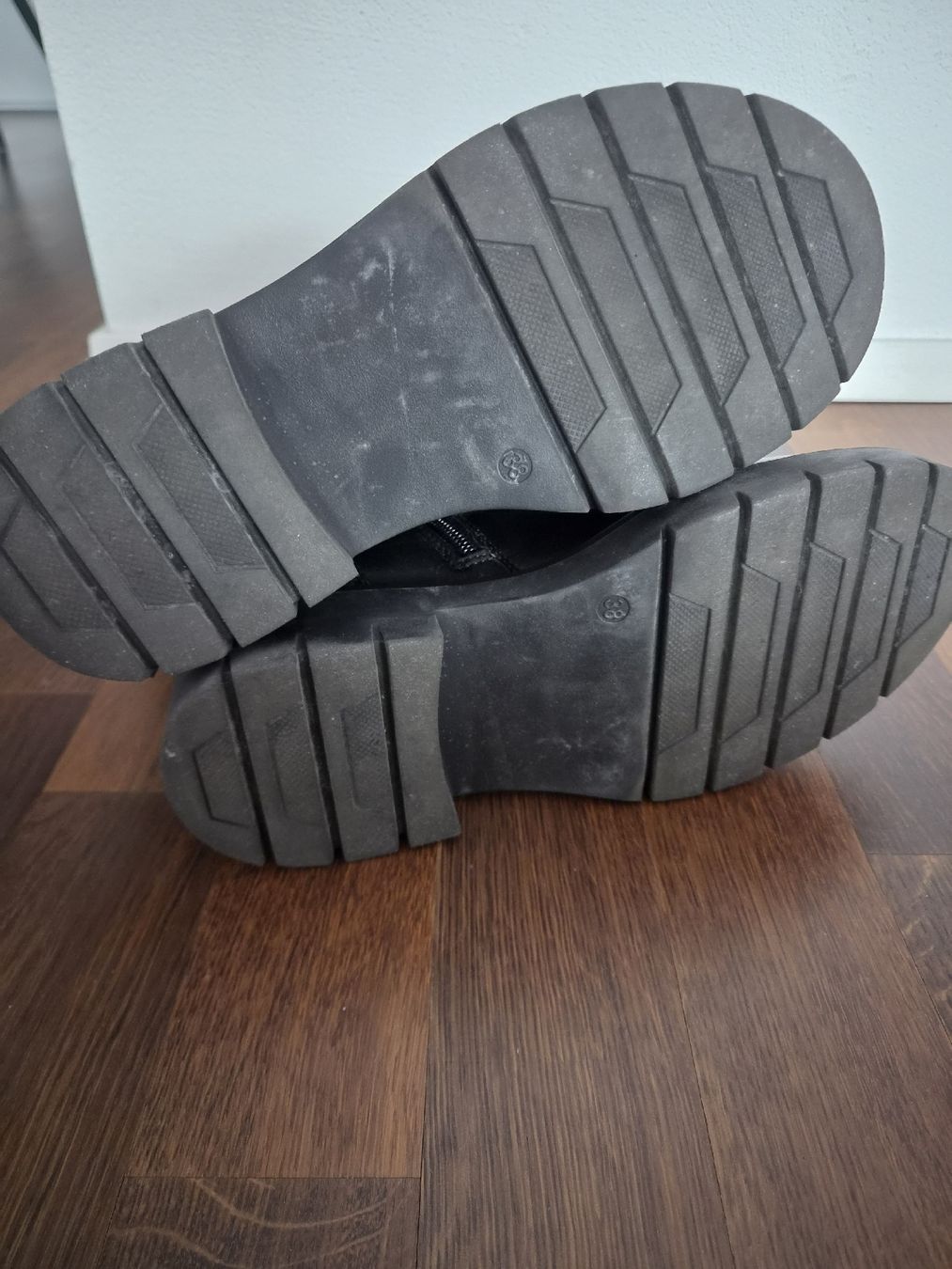Dosenbach Scarpe da donna: Stiefeletten – Usato da Glattfelden venduto da Ivana5288 4
