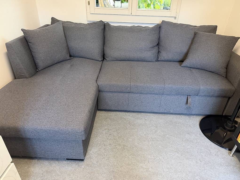 Divani: Ecksofa ausziehbar mit Box  – Usato da Wettingen venduto da Motostefan79