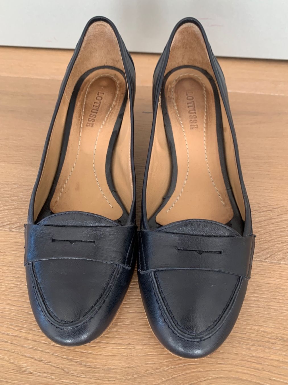 Scarpe da donna: Pumps Lotusse – Usato da Lachen SZ venduto da Swanche77 1