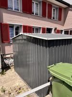 Blechhütte ohne Tür 