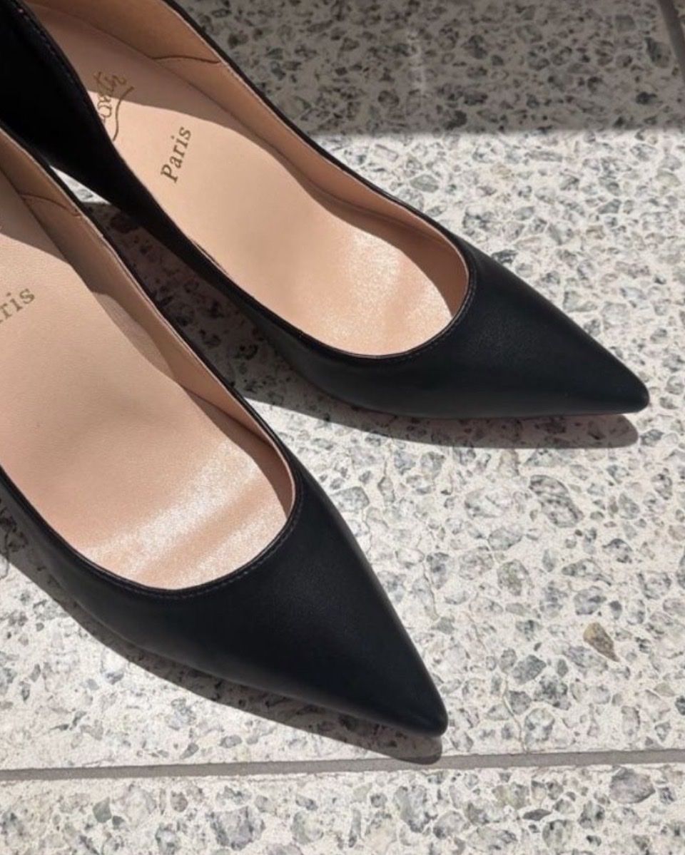 Scarpe da donna: Pumps in Black &  Red Bottom Size 39 – Nuovo (secondo la descrizione) da Horgen venduto da len_qjz9 2