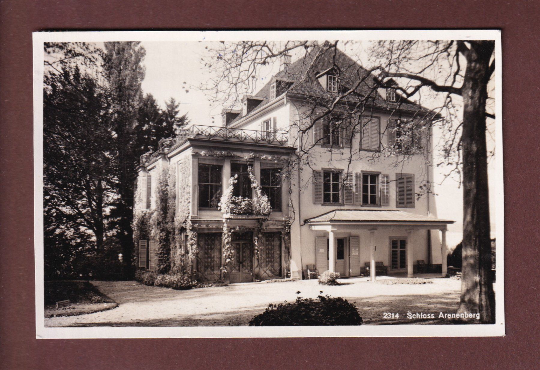 Cartes postales: Schloss ARENENBERG - 1941 – D'occasion à Pully par nicecards-shop