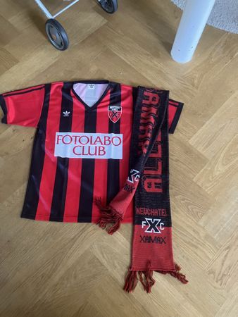 Maillot vintage FC Neuchâtel Xamax Adidas - taille M + échar